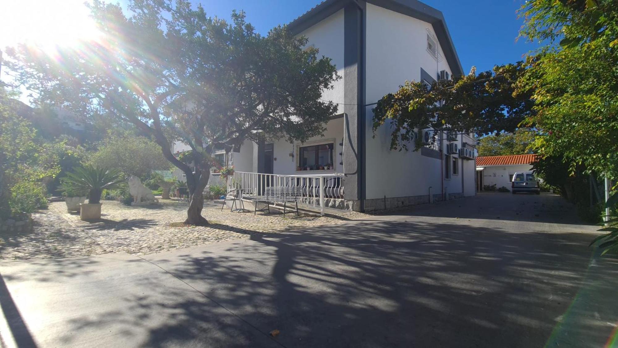 Hostel Jardins De Sao Luis Setubal Exterior photo